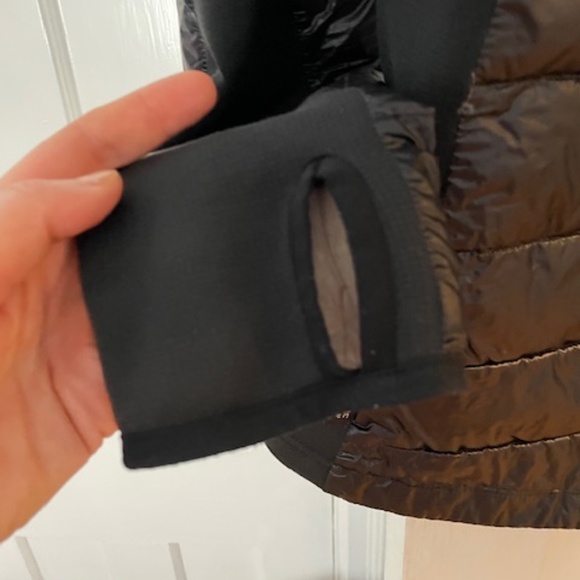 Canada Goose Women’s HyBridge Lite Down Hoody Jacket Puffer Black Medium - Picture 8 of 10